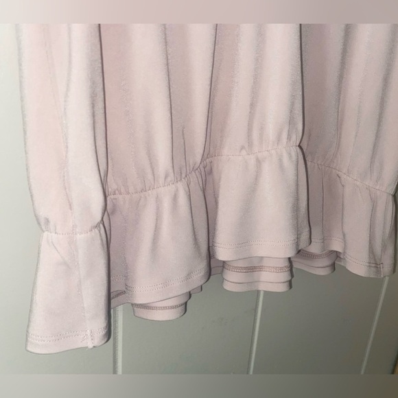 Express  V-Neck Pink Ruffled Peplum Camisole - Picture 6 of 11